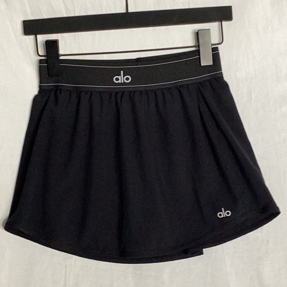 Alo skirt - Picture 3 of 8